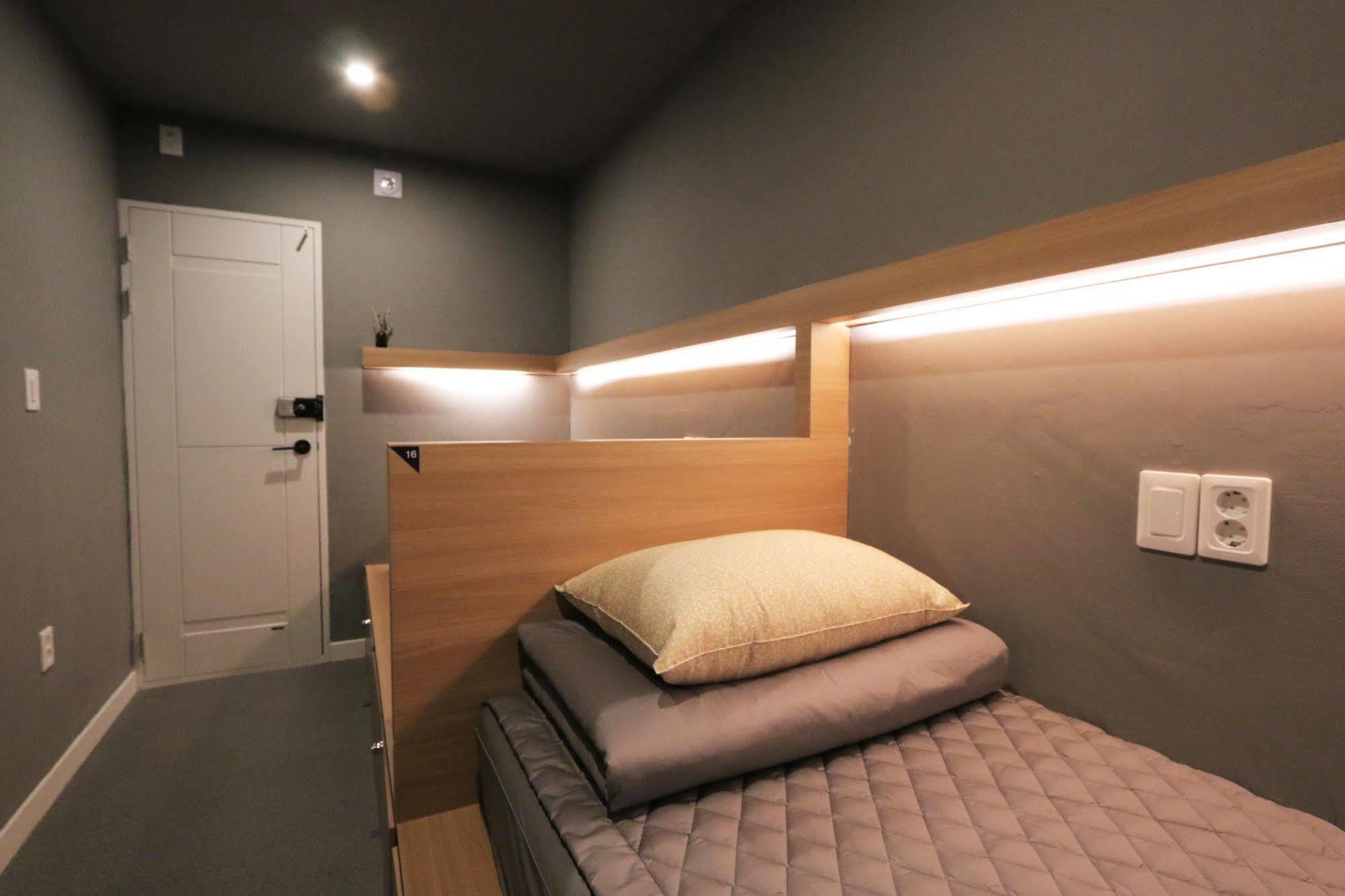Blueboat Hostel Jeonju Exterior foto