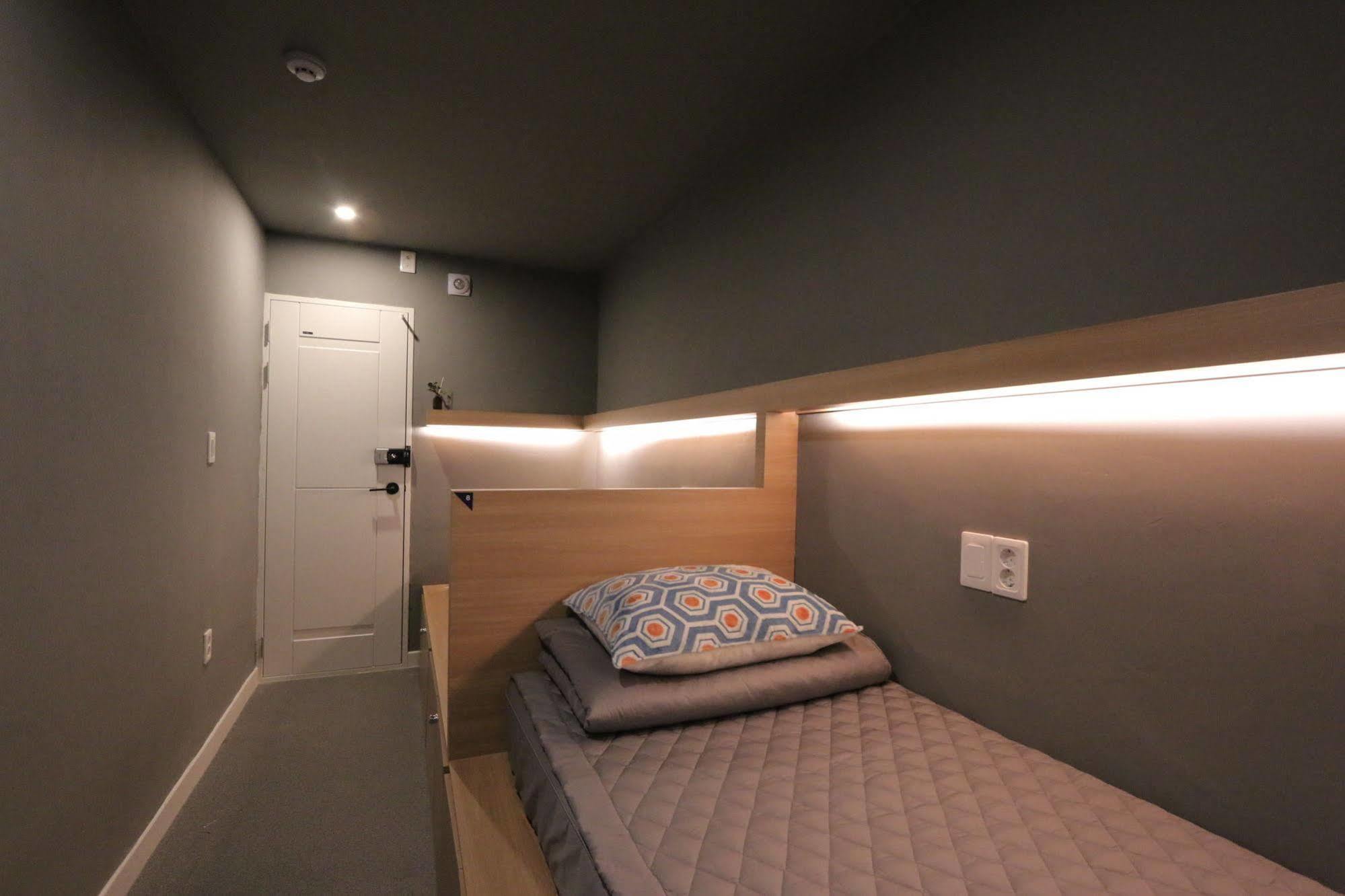 Blueboat Hostel Jeonju Exterior foto